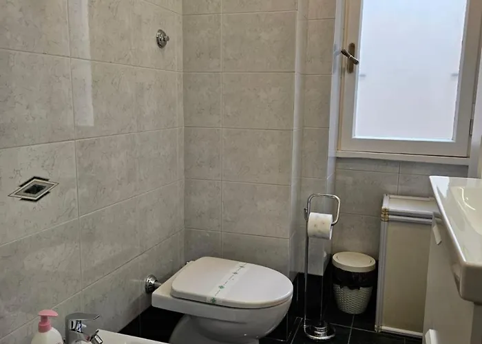 Giulios - By Be Your